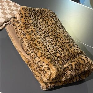 Magaschoni Leopard Print Faux Fur Throw Blanket in Tan and Black